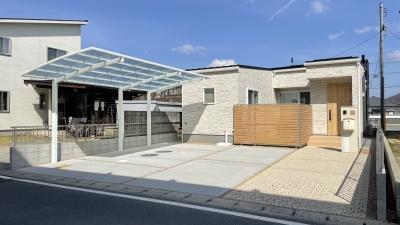 建物と調和した　ナチュラルカラー外構（岡山市 T様邸）