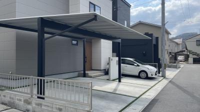 シルバーポリカのツートンカーポート（岡山市 O様邸）※リフォーム工事