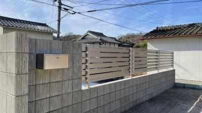 ブロックフェンスと一体型の門柱（岡山市 I様邸）