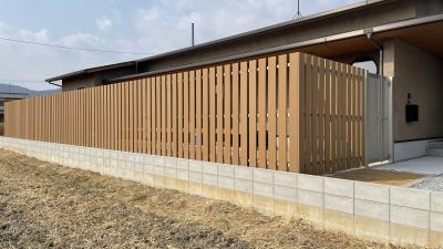 スリットデザインの土間と　エコモックで造るキャットラン（赤磐市 K様邸）